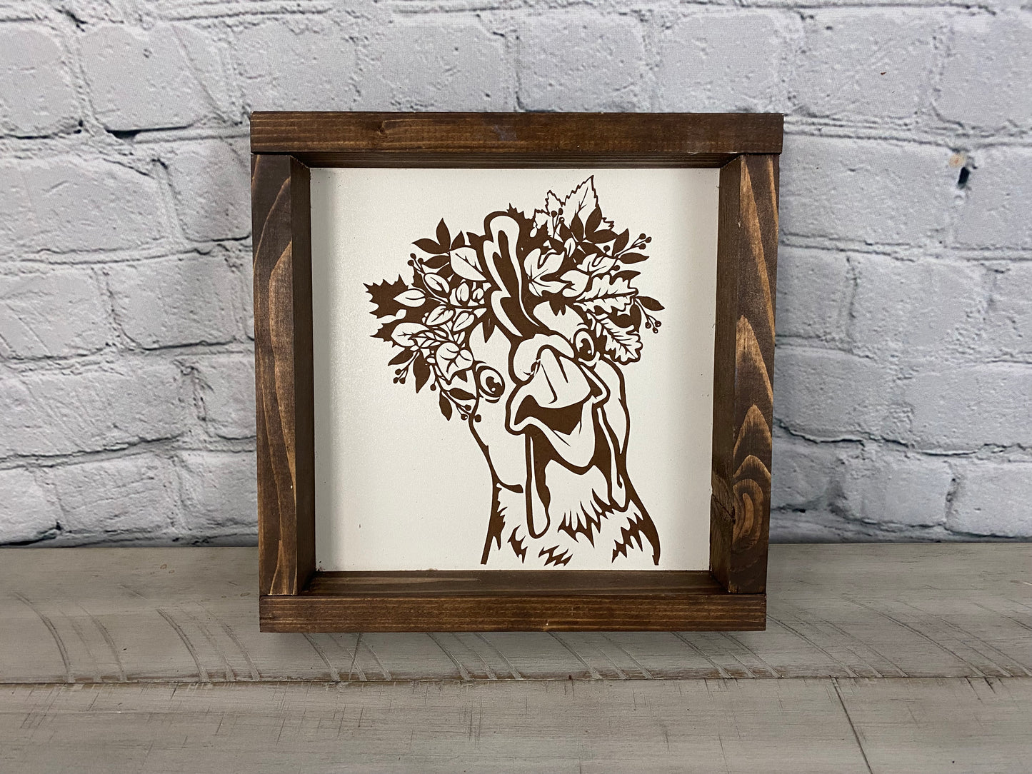 Smiling Chicken - Farmhouse Decor - Funny Decor Sign